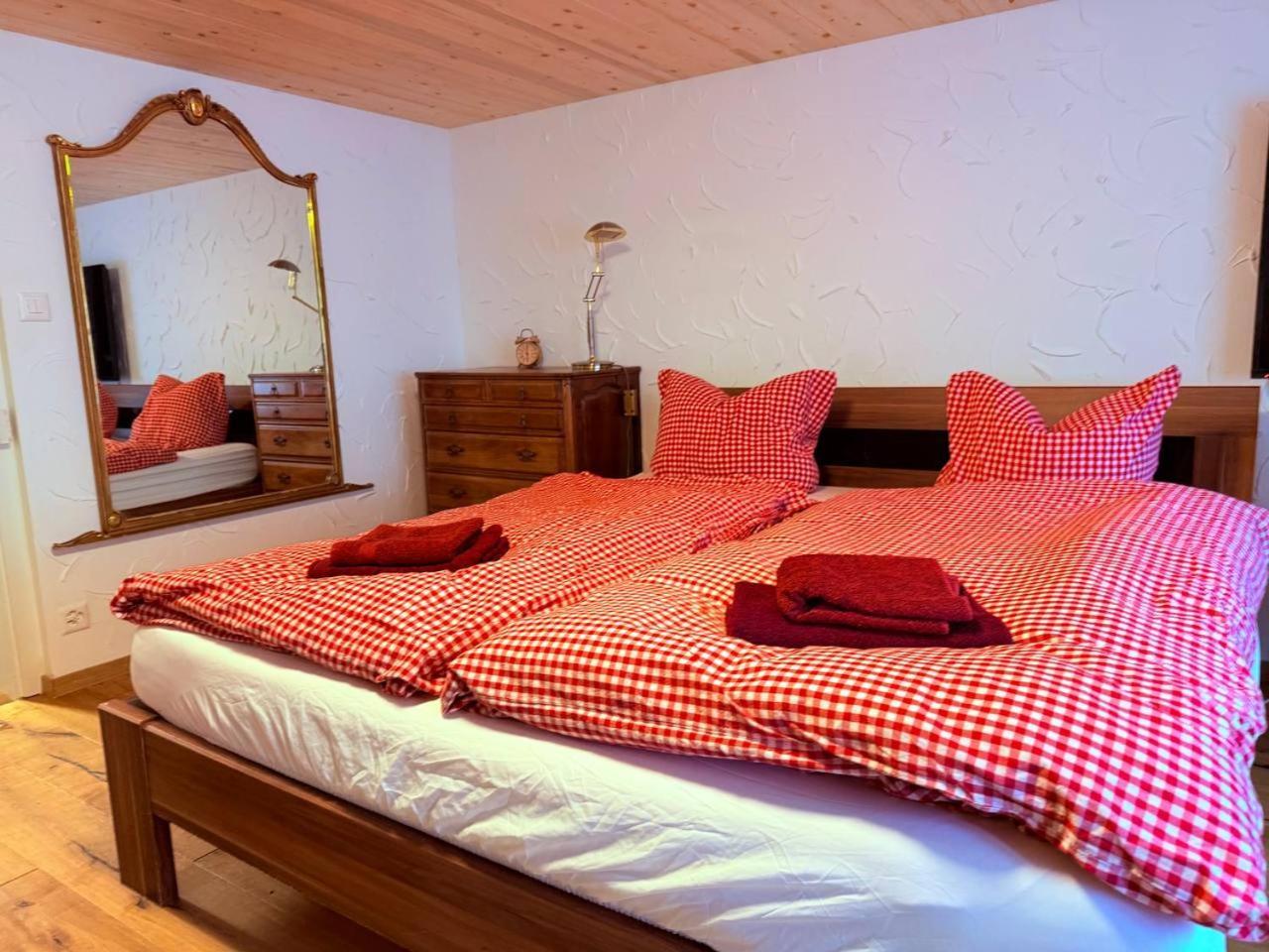 Vintage Apartment By Apartments Capricorn Gsteigwiler Luaran gambar